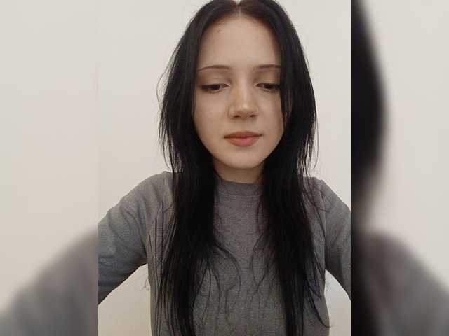 KRISTARI live cam on BongaCams
