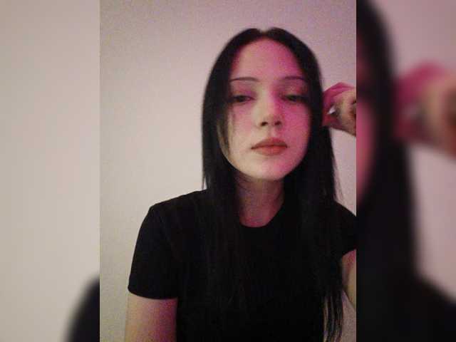KRISTARI live cam on BongaCams