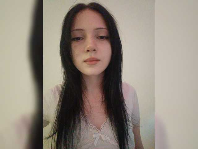 KRISTARI live cam on BongaCams