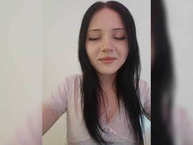KRISTARI live cam on BongaCams