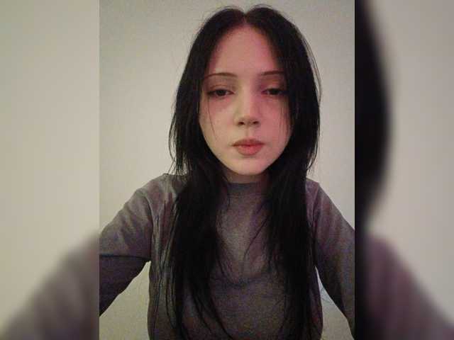 KRISTARI live cam on BongaCams