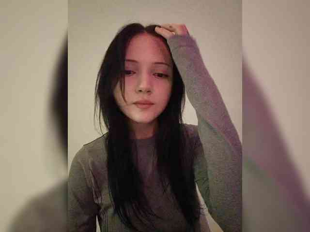 KRISTARI Sex Cam Show