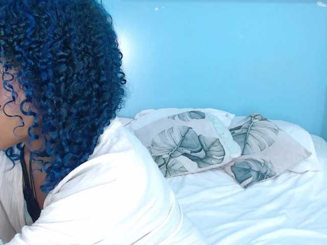 NuxMoon live cam on BongaCams