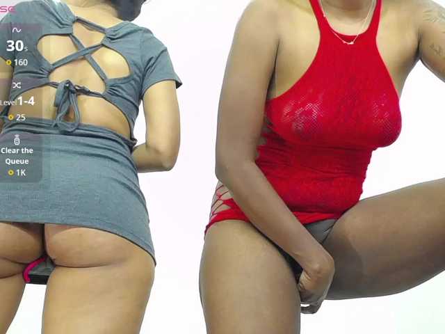 Noye-And-Zule live cam on BongaCams