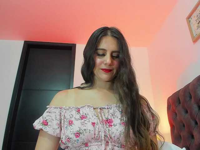 OrnellaHamilton live cam on BongaCams