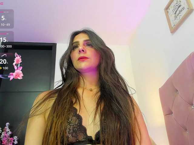 OrnellaHamilton webcam
