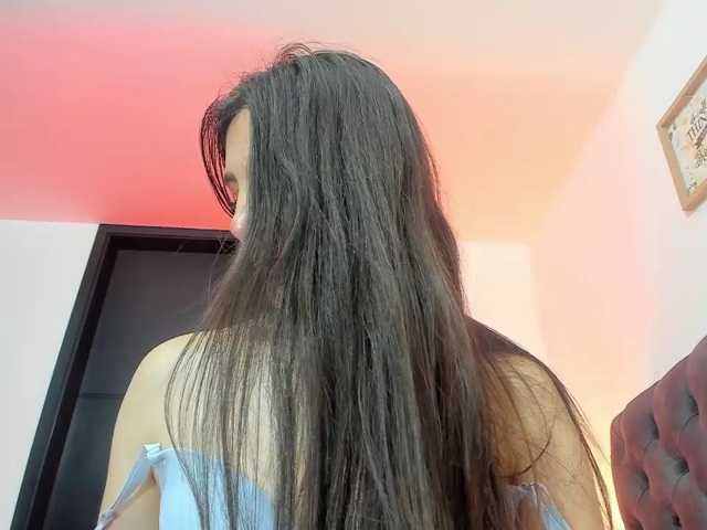 OrnellaHamilton live cam on BongaCams