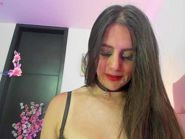 OrnellaHamilton webcam