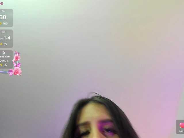 OrnellaHamilton webcam