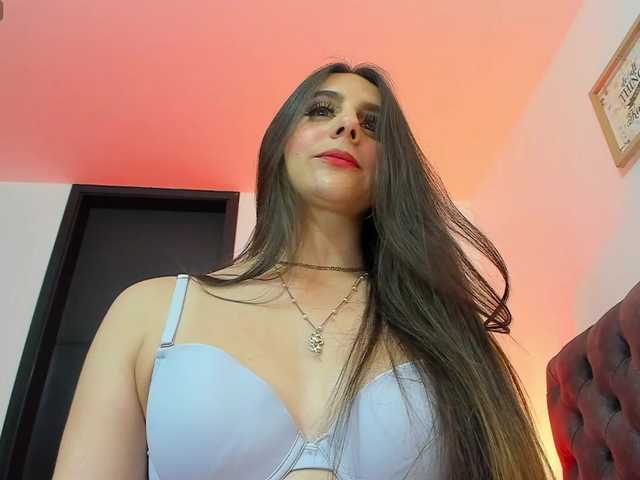 OrnellaHamilton live cam on BongaCams