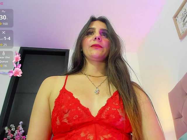 OrnellaHamilton webcam