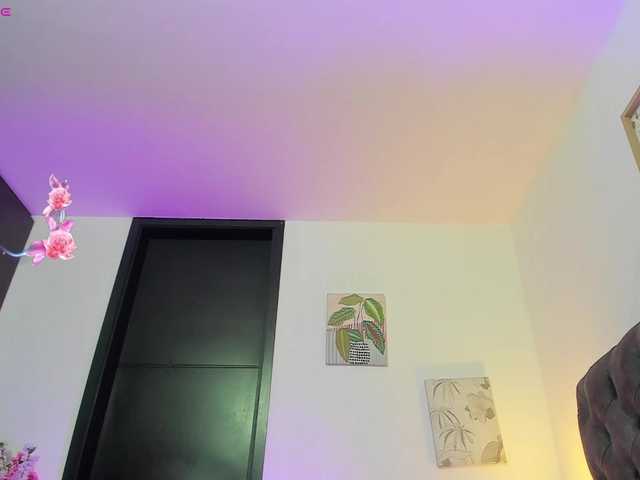 OrnellaHamilton webcam