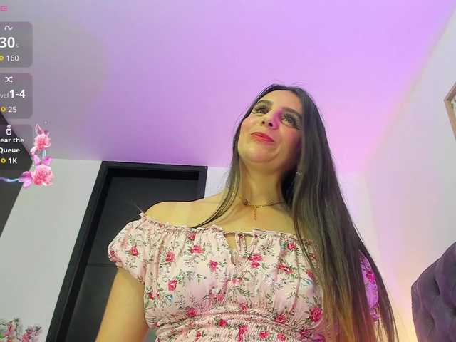 OrnellaHamilton webcam