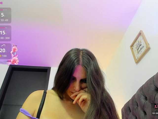 OrnellaHamilton live cam on BongaCams