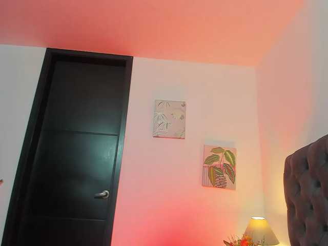 OrnellaHamilton live cam on BongaCams