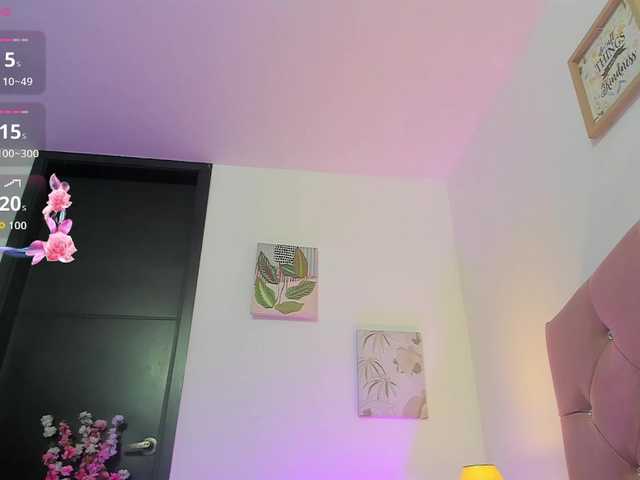 OrnellaHamilton live webcam show