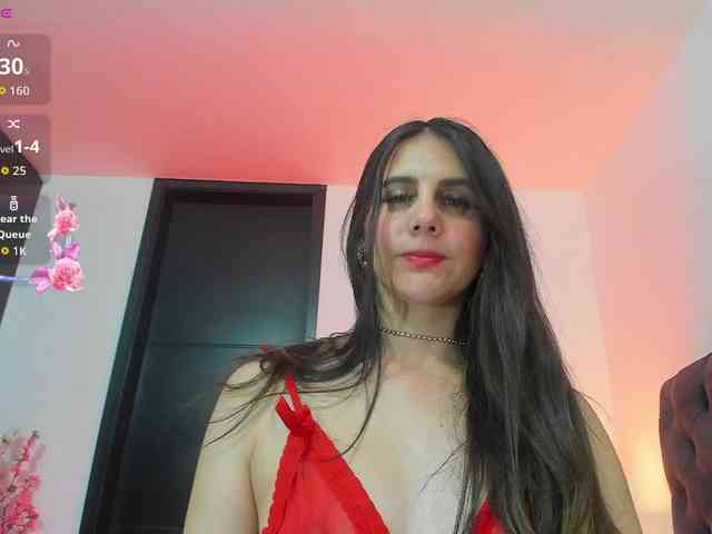OrnellaHamilton webcam
