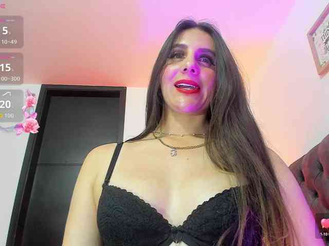 OrnellaHamilton webcam
