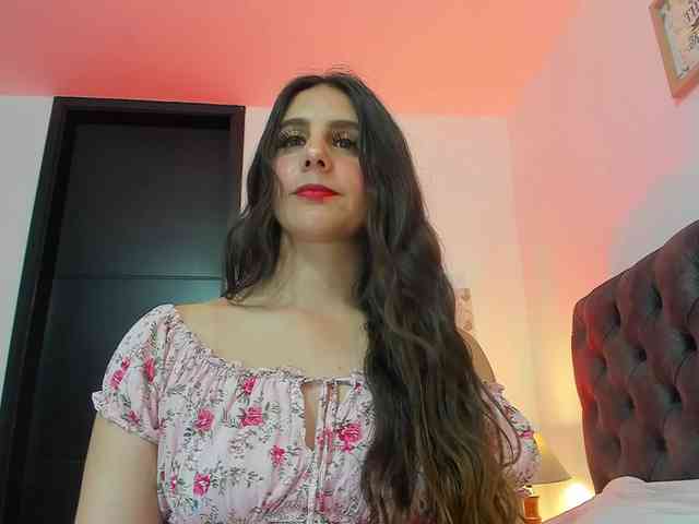 OrnellaHamilton webcam