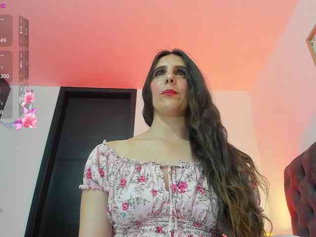 OrnellaHamilton webcam