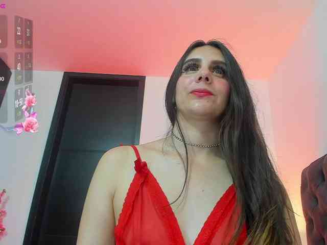 OrnellaHamilton webcam
