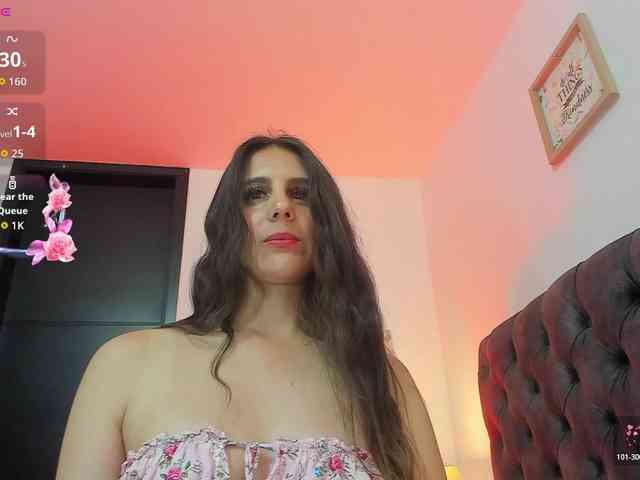 OrnellaHamilton webcam