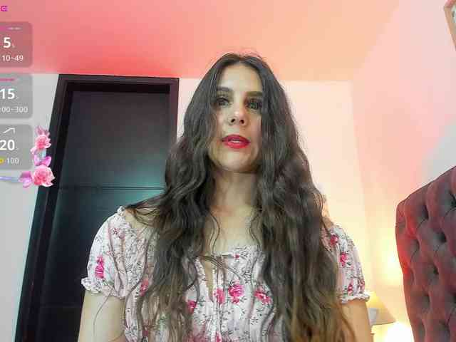 OrnellaHamilton webcam