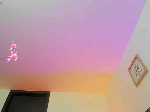 OrnellaHamilton webcam
