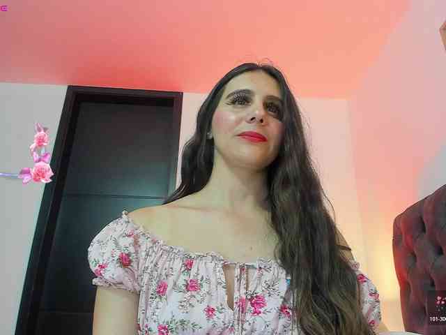 OrnellaHamilton webcam