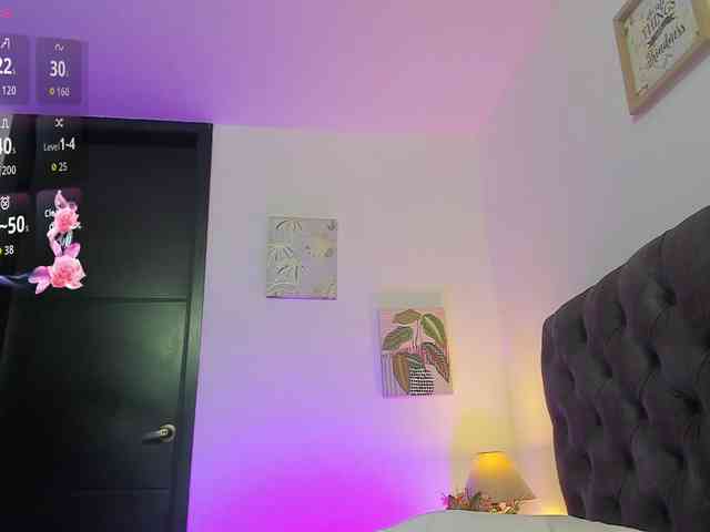 OrnellaHamilton webcam