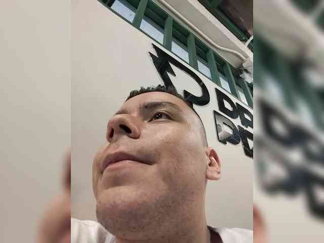 Carpintero33123 Sex Cam Show