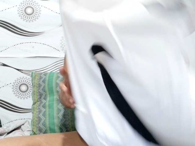 Urlovelypinay4u live webcam show