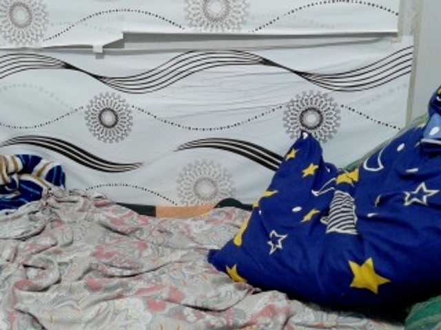 Urlovelypinay4u live cam on BongaCams