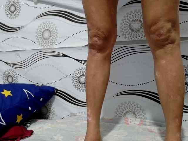 Urlovelypinay4u webcam