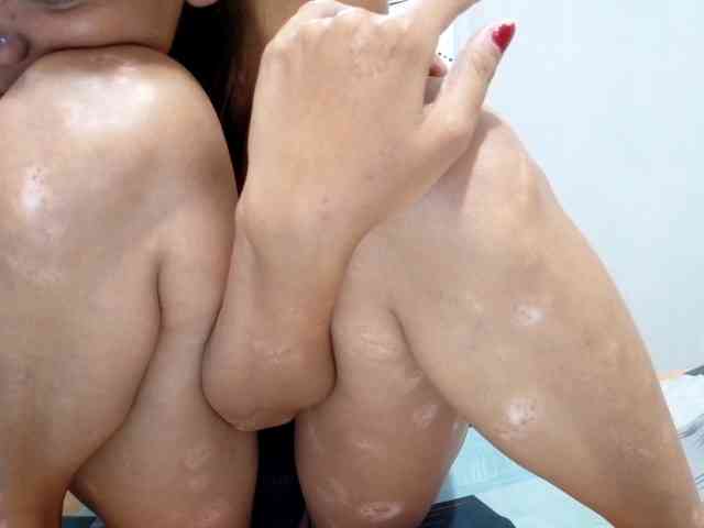 Urlovelypinay4u webcam