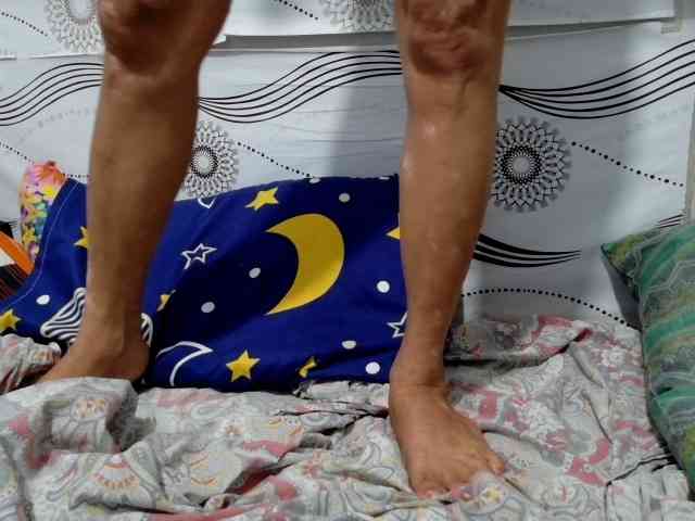 Urlovelypinay4u webcam
