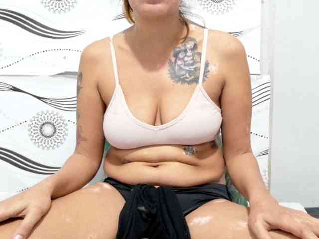 Modelo: Urlovelypinay4u