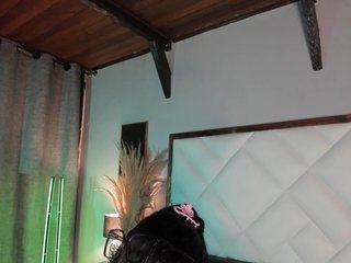 EmiliWilliams Porn Show