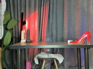 EmiliWilliams Porn Show