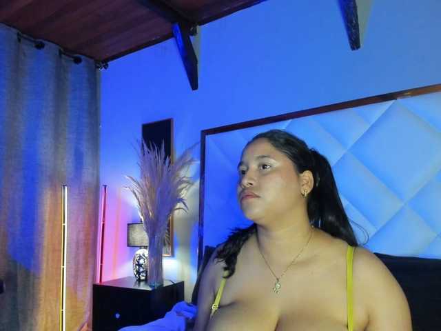 EmiliWilliams live cam on BongaCams