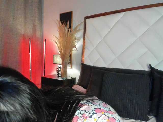 EmiliWilliams live cam on BongaCams