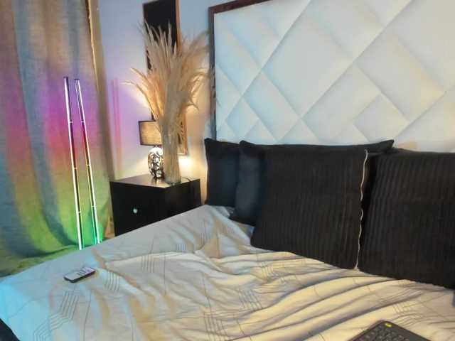 EmiliWilliams live cam preview
