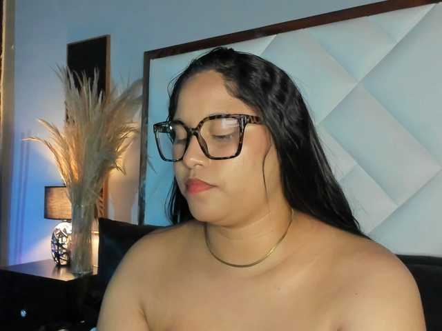 EmiliWilliams live cam preview