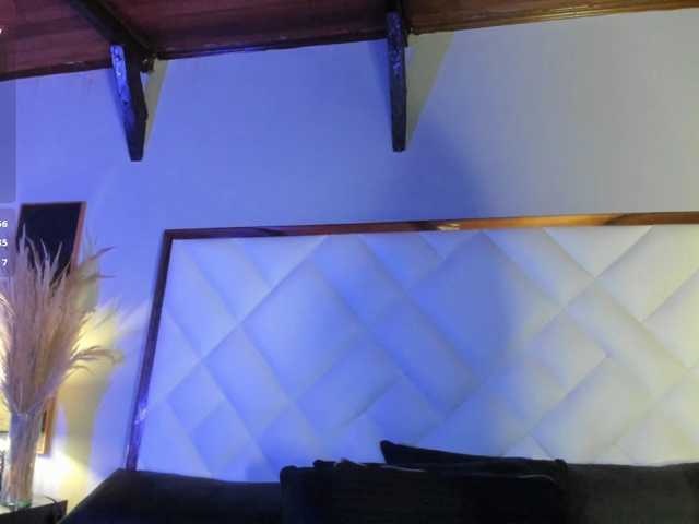 EmiliWilliams live cam on BongaCams