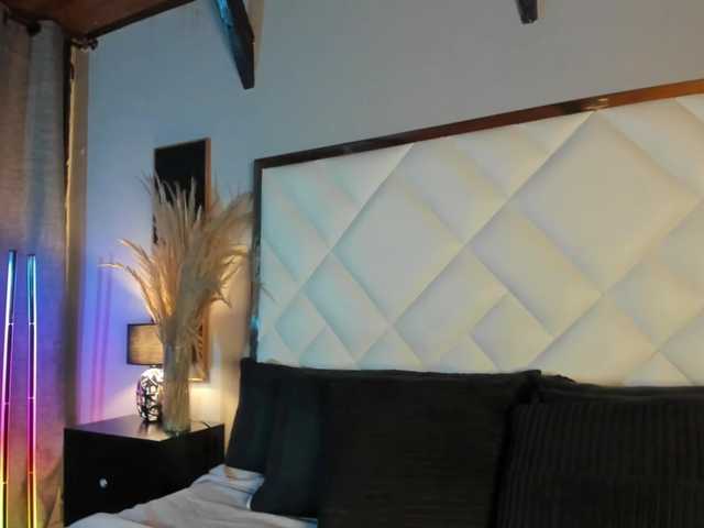 EmiliWilliams live cam on BongaCams
