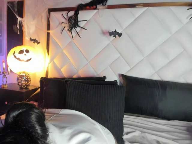EmiliWilliams live cam on BongaCams
