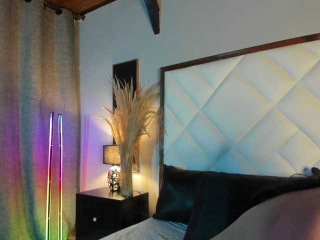 EmiliWilliams live cam on BongaCams