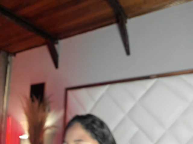EmiliWilliams live cam preview