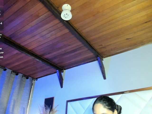 EmiliWilliams live cam preview