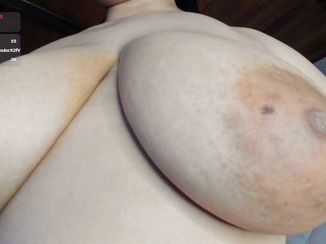 EmiliWilliams live cam on BongaCams